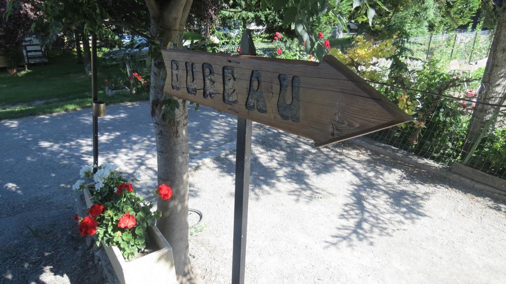 La Tour